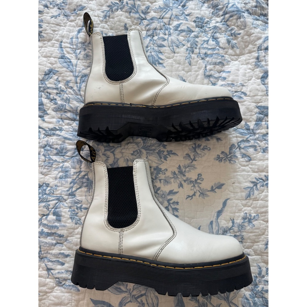 Dr Martens 2976 Quad White Smooth Leather Platform Chelsea Boots Women's US 8 - Picture 4 of 15